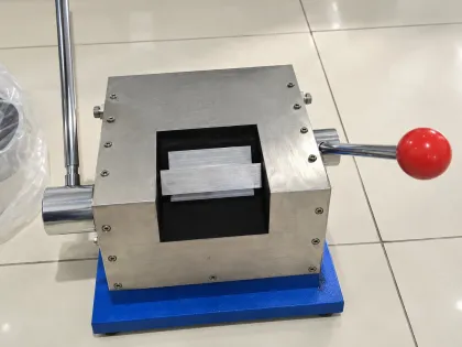 Bend tester for film flexibility